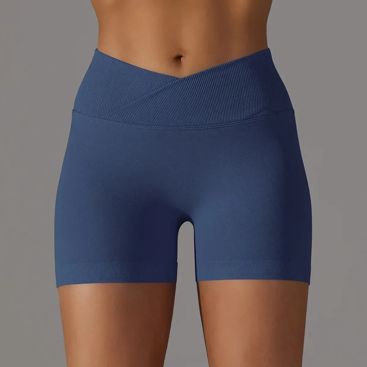 navy seamless scrunch butt gym shorts with v waistband