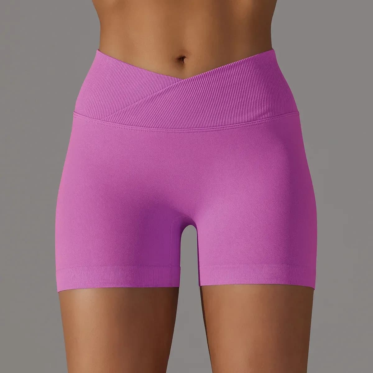 orchid seamless scrunch butt gym shorts with v waistband